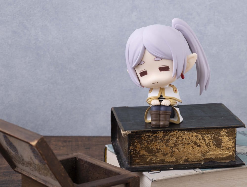 Frieren: Beyond Journey's End Look Up PVC Statues Droopy Face Ver. & Himmel 11 cm (with gift)