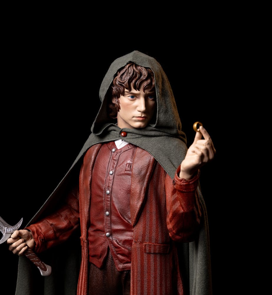 Lord of the Rings - Life-Size Statue - Frodo
