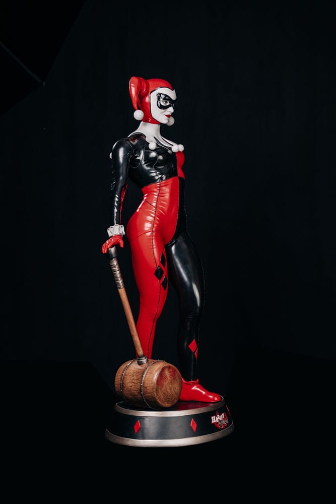 DC Comics Life-Size Statue Harley Quinn 196 cm