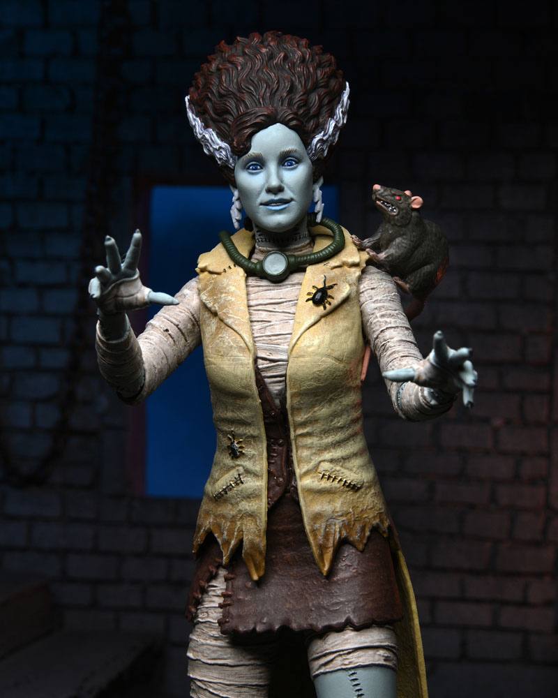 Universal Monsters x Teenage Mutant Ninja Turtles Action Figure April as The Bride 18 cm