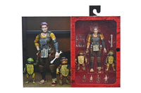 Teenage Mutant Ninja Turtles (The Last Ronin The Lost Years) Action Figure Grammy April with Baby Yi & Moja 18 cm