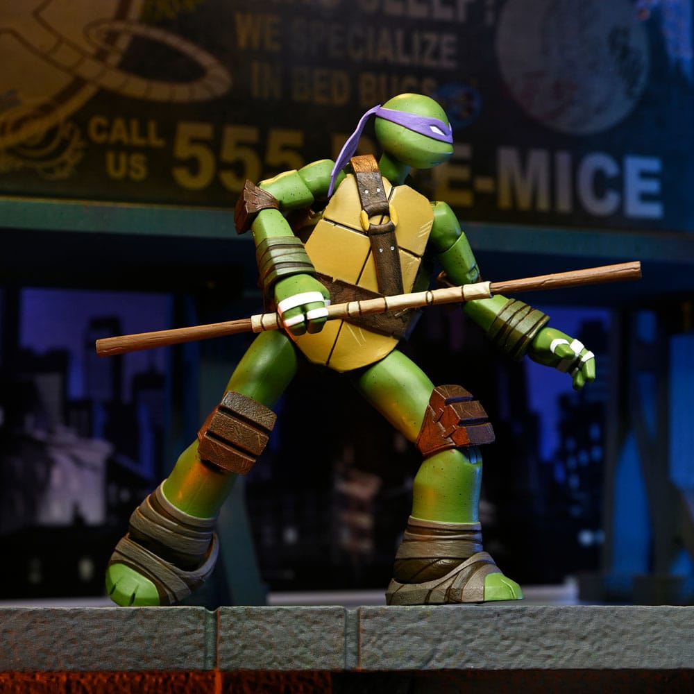 Teenage Mutant Ninja Turtles Action Figure Ultimate Donatello 18 cm