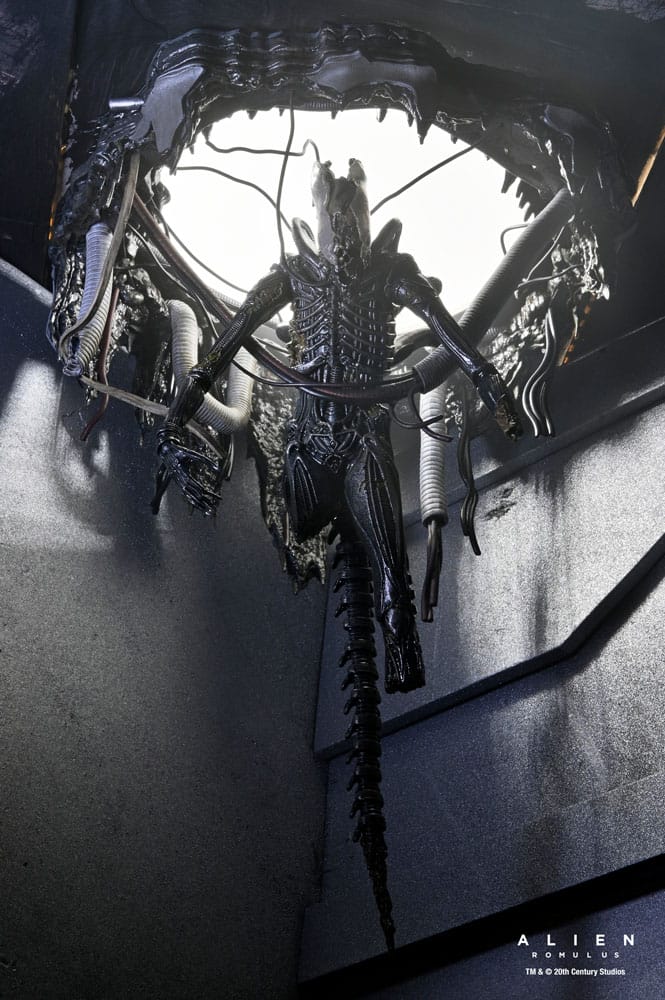 Alien: Romulus Action Figure Deluxe Suspended Lab Xenomorph XX121 18 cm