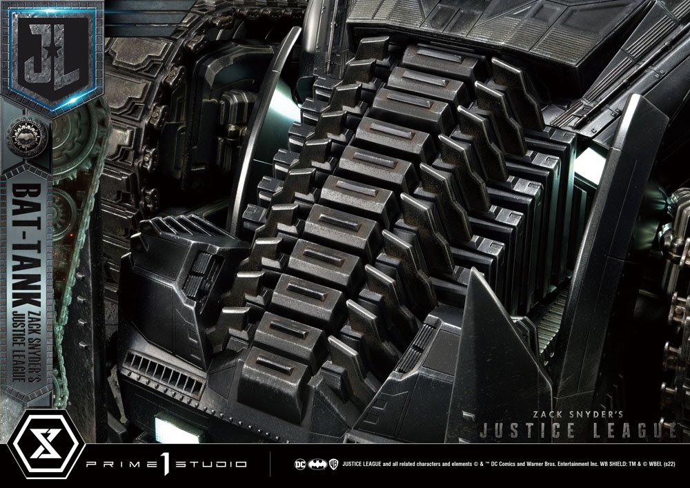 Zack Snyder's Justice League Museum Masterline Diorama Bat-Tank 36 cm