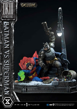 DC Comics - Statue Batman Vs. Superman (The Dark Knight Returns) - Deluxe Bonus Ver. 110 cm