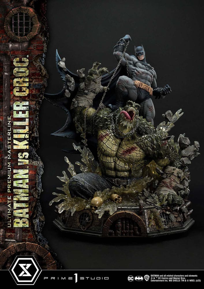 DC Comics - Batman Ultimate Premium Masterline Series Statue - Batman Versus Killer Croc Deluxe Bonus Version