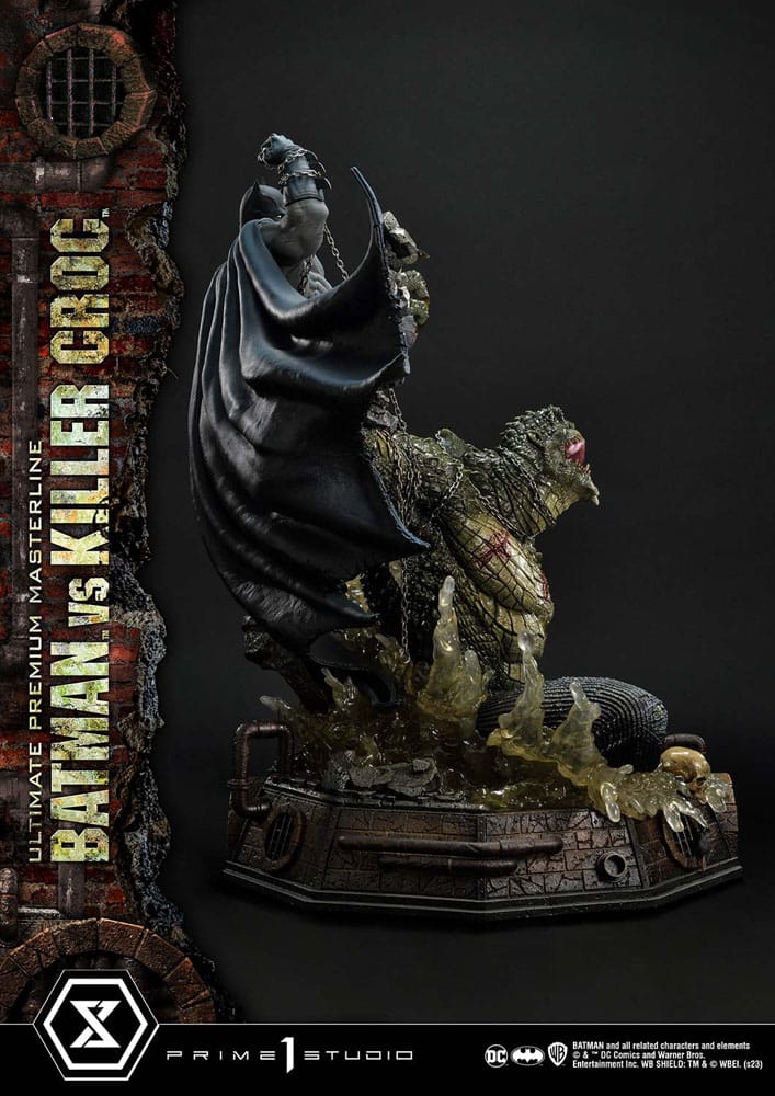 DC Comics - Batman Ultimate Premium Masterline Series Statue - Batman Versus Killer Croc Deluxe Bonus Version