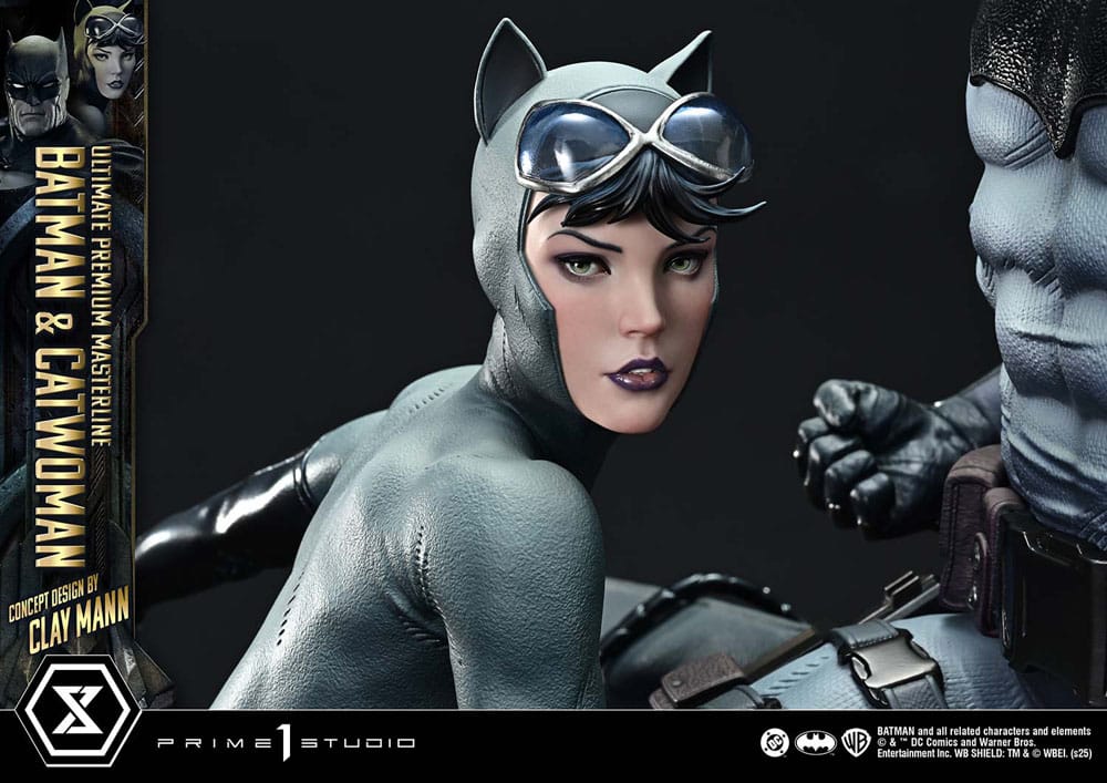 DC Comics Ultimate Premium Masterline Series Statue 1/4 Batman & Catwoman (Concept Design by Clay Mann) 56 cm
