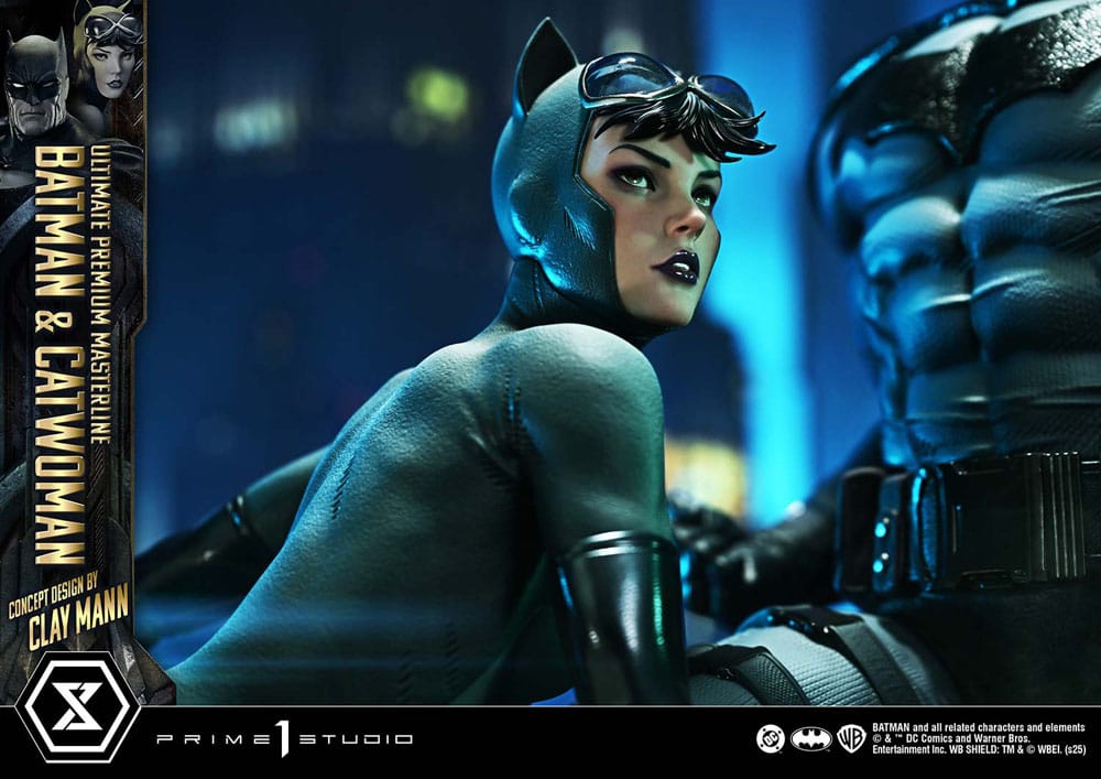 DC Comics Ultimate Premium Masterline Series Statue 1/4 Batman & Catwoman (Concept Design by Clay Mann) Bonus Version 56 cm
