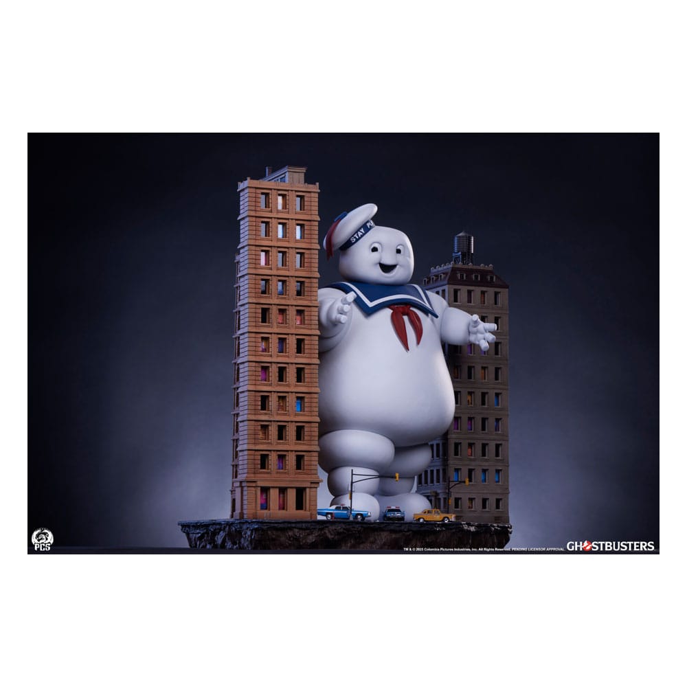 The Ghostbusters Diorama Statue Stay Puft Marshmallow Man 74 cm