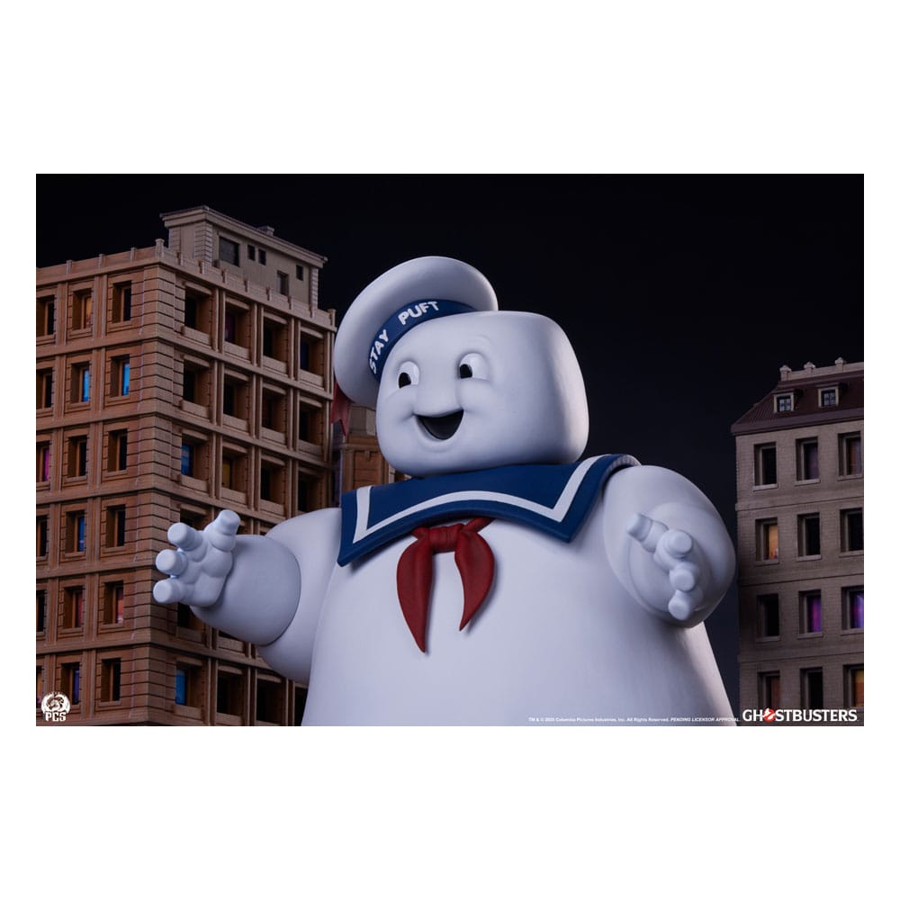 The Ghostbusters Diorama Statue Stay Puft Marshmallow Man Deluxe Edition 74 cm