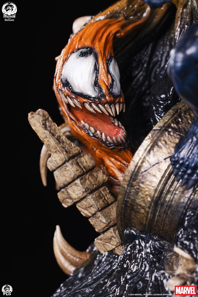 Marvel Life-Size Bust Venom Deluxe Edition 56 cm