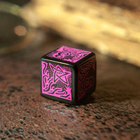 Call of Cthulhu 7th Edition Dice Set Black & Magenta (7)