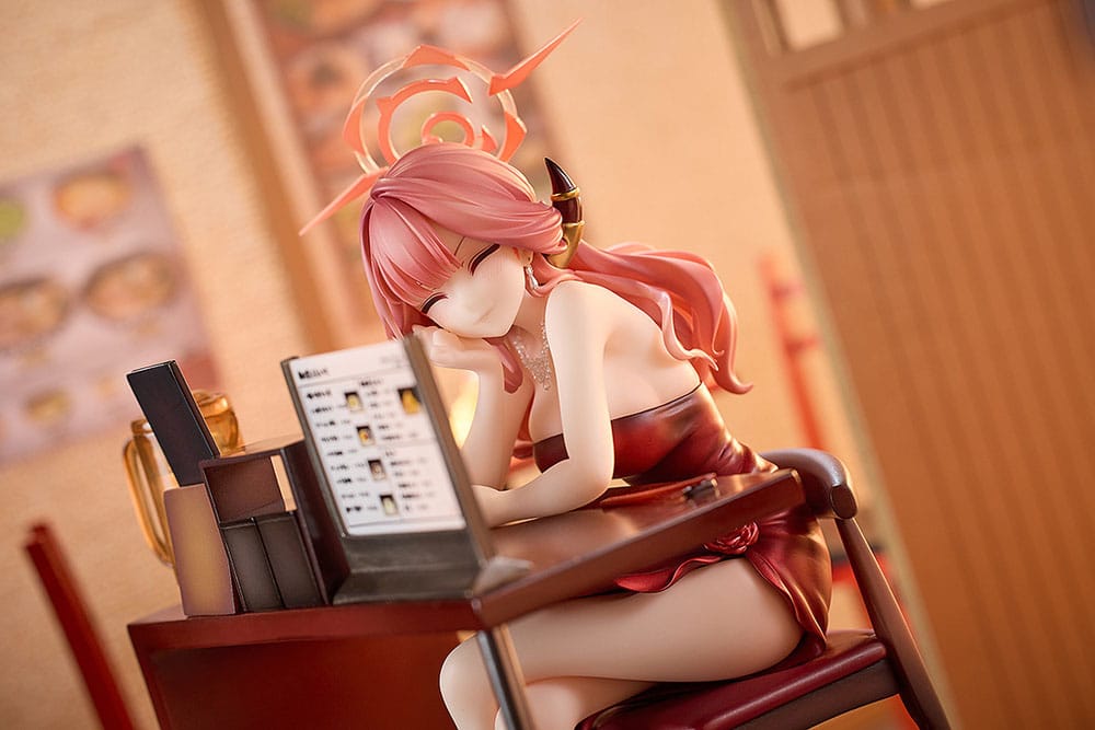 Blue Archive PVC Statue 1/7 Aru (Dress): Memorial Lobby Ver. 23 cm