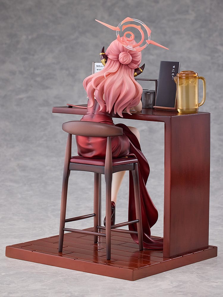 Blue Archive PVC Statue 1/7 Aru (Dress): Memorial Lobby Ver. 23 cm