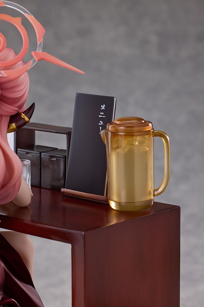 Blue Archive PVC Statue 1/7 Aru (Dress): Memorial Lobby Ver. 23 cm