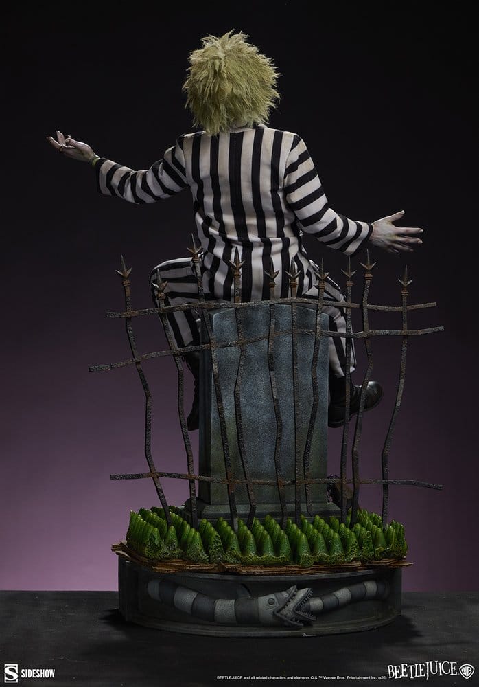 Beetlejuice Premium Format Mixed Media Statue Beetlejuice 54 cm
