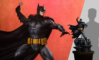 DC Comics - Maquette 1/4 - Batman (Black and Gray Edition)