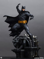 DC Comics - Maquette 1/6 - Batman (Black and Gray Edition)