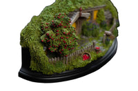 The Hobbit: An Unexpected Journey - Statue #13 Apple Orchard