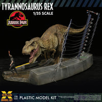 Jurassic Park - Plastic Model Kit 1/35 - Tyrannosaurus Rex 42 cm